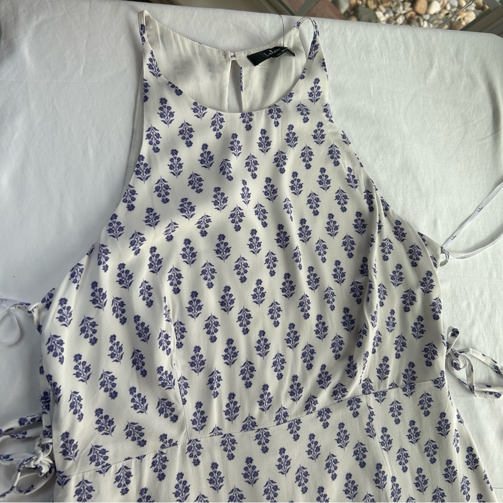 Lulus Women’s Maxi Dress With Purple Floral Pattern Side Ties Sz L NWT - Picture 10 of 12